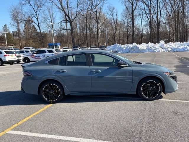 New 2026 Nissan Sentra SR w/ SR Premium Package FWD image 9