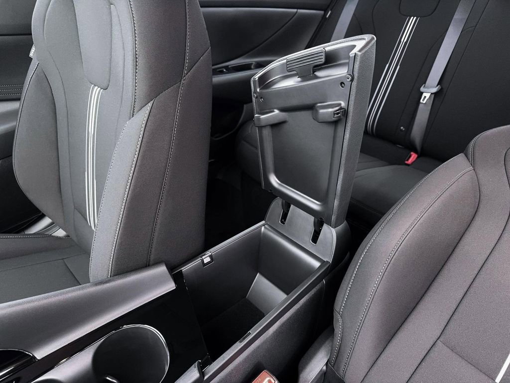 New 2026 Hyundai Elantra Blue image 18