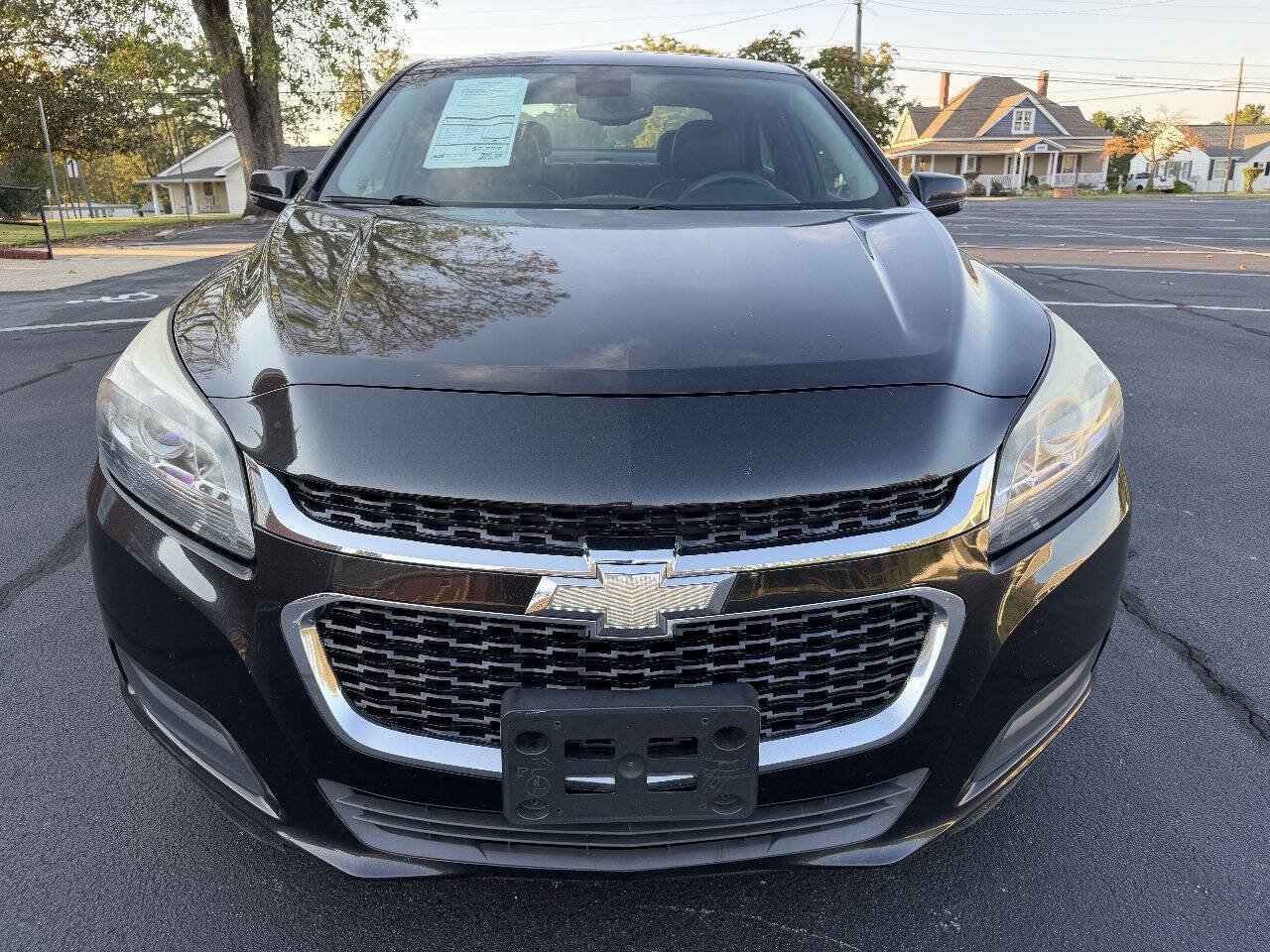 Used 2015 Chevrolet Malibu LT w/ Power Convenience Package FWD image 3