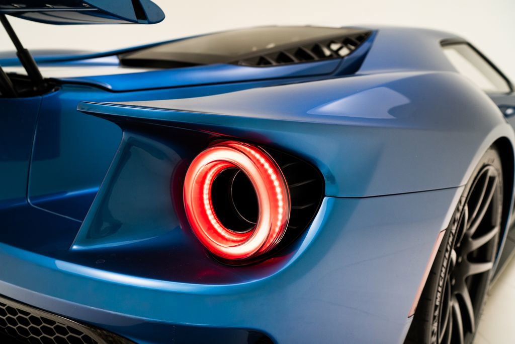 Used 2019 Ford GT RWD image 68