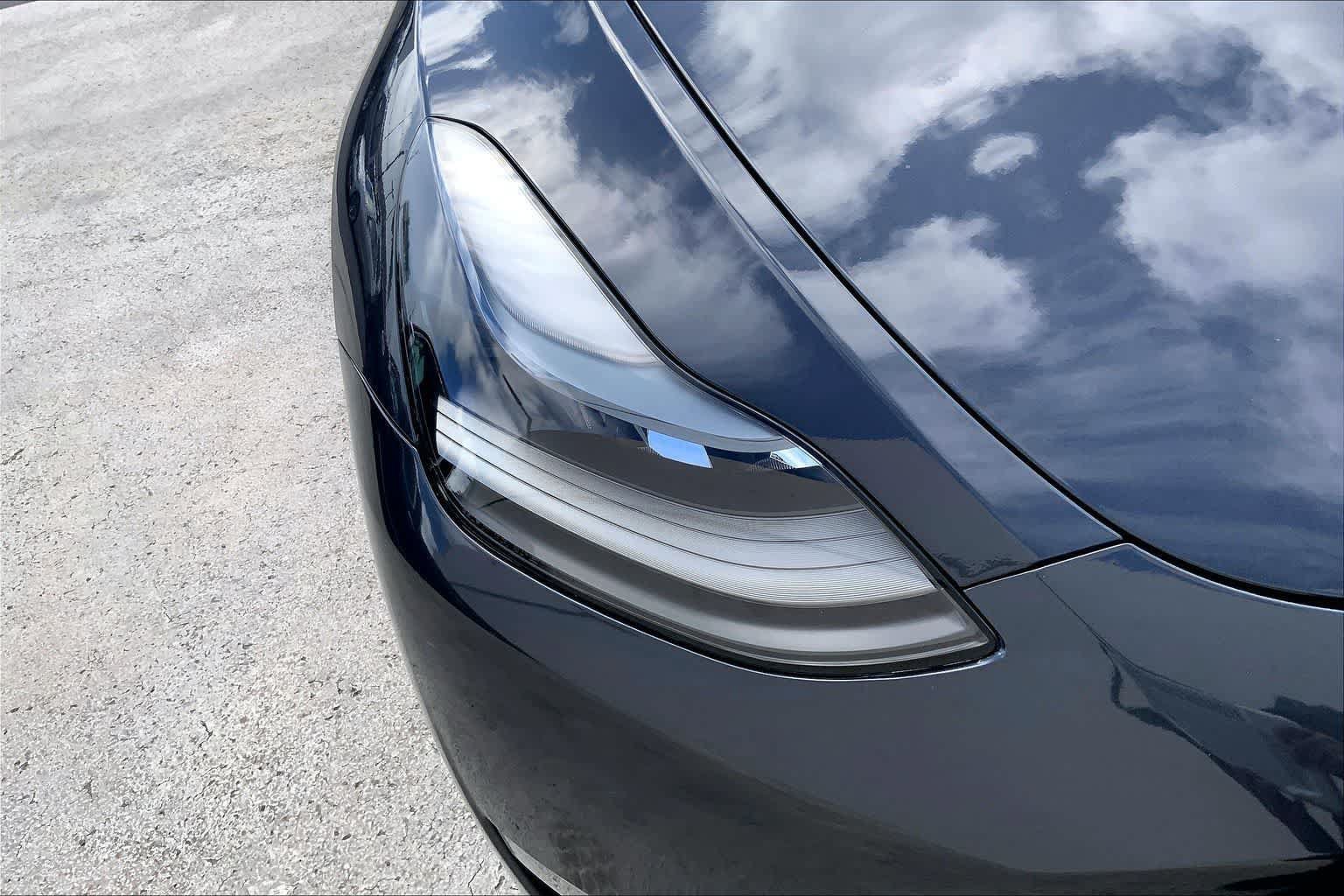 Used 2024 Tesla Model Y 2WD image 30