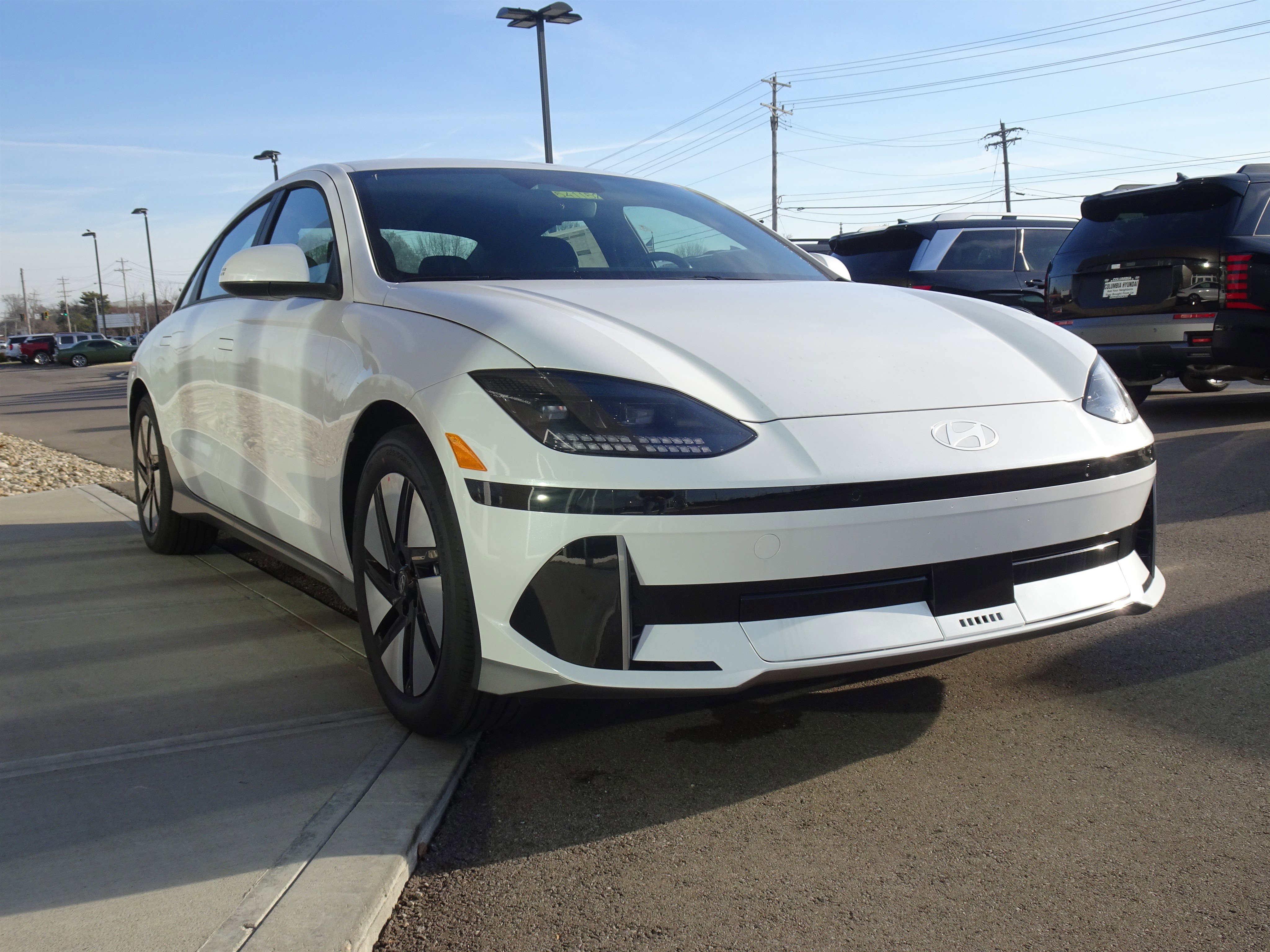 New 2025 Hyundai Ioniq 6 SE image 6