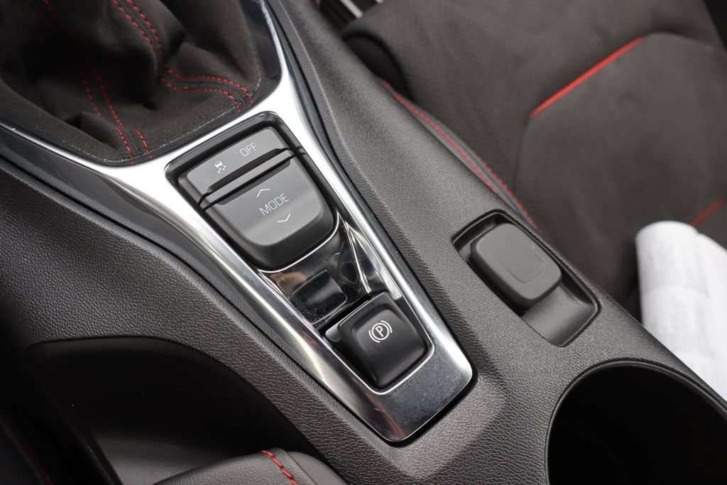 Used 2022 Chevrolet Camaro ZL1 RWD image 11
