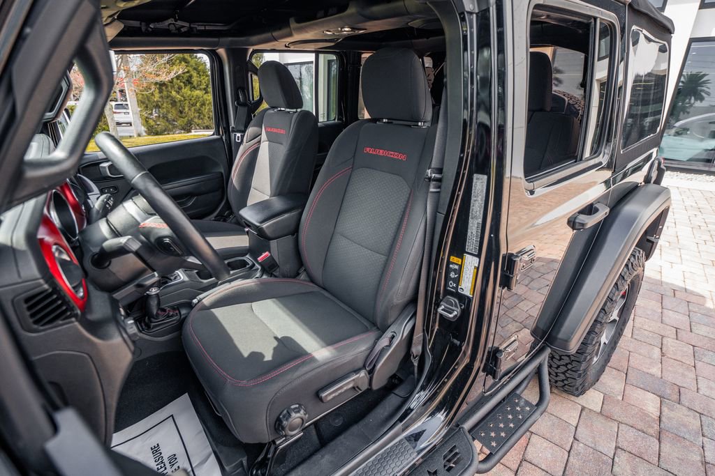 Used 2022 Jeep Wrangler Unlimited Rubicon AWD/4WD image 18