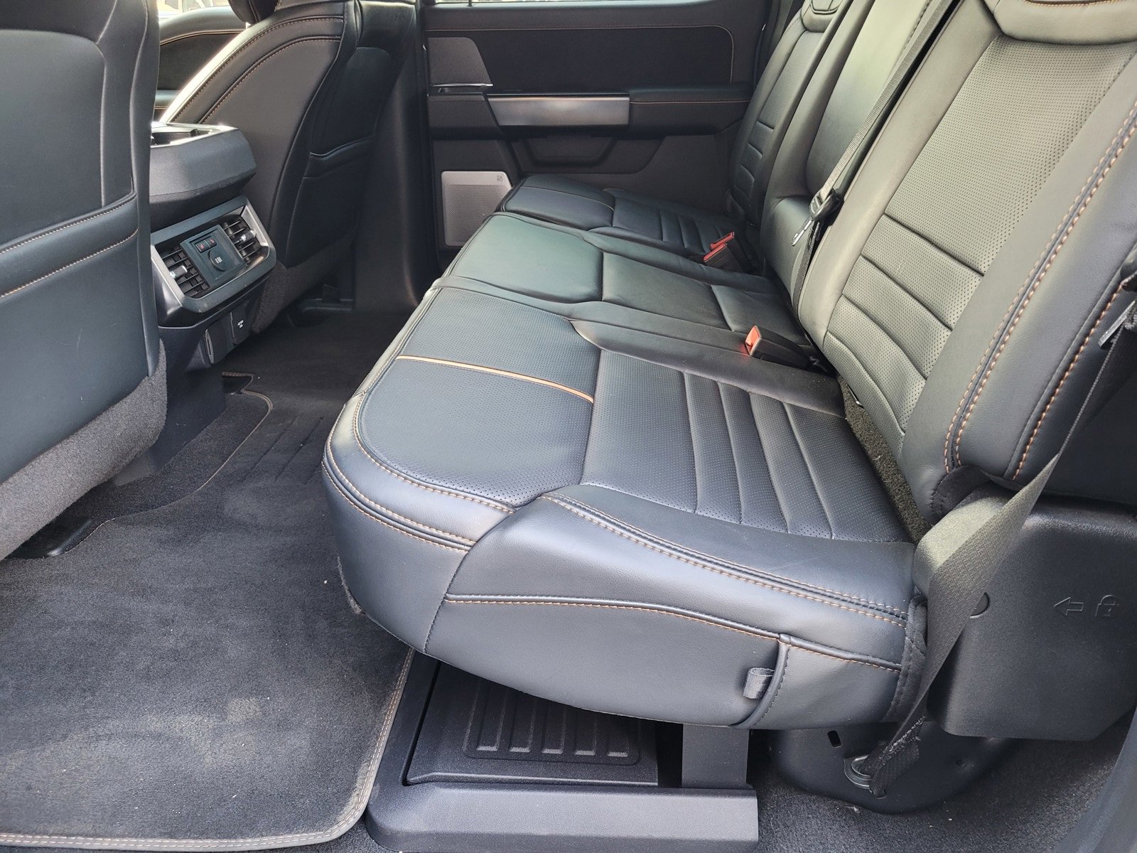 Certified 2023 Ford F250 Platinum image 10