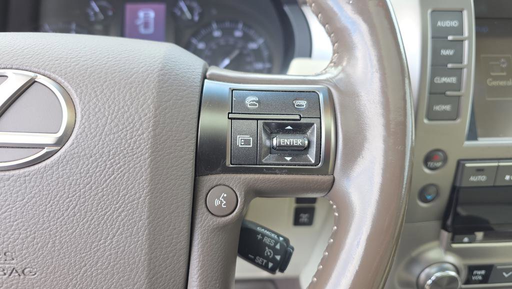 Used 2019 Lexus GX 460 image 23