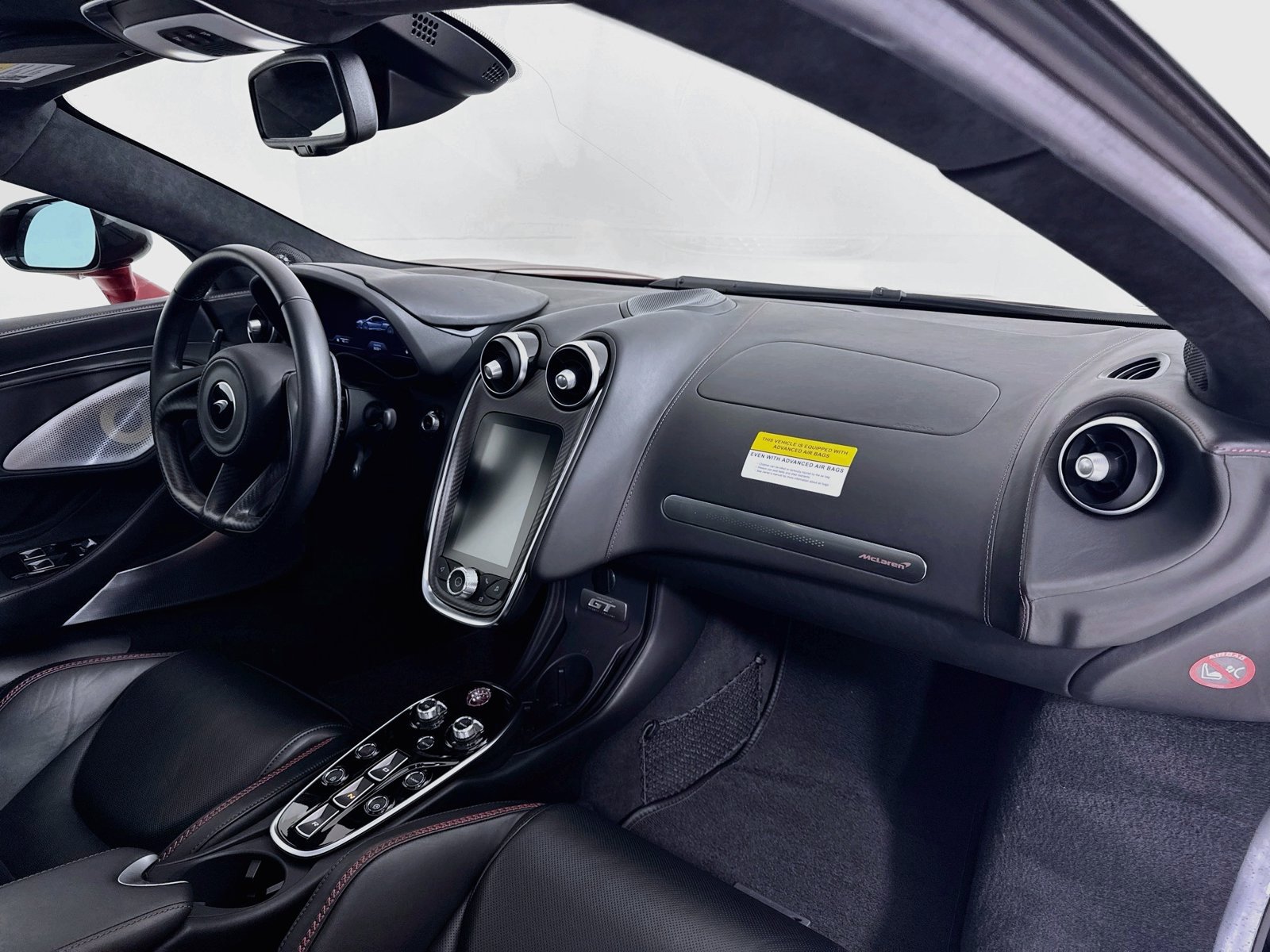 Used 2023 McLaren GT RWD image 25
