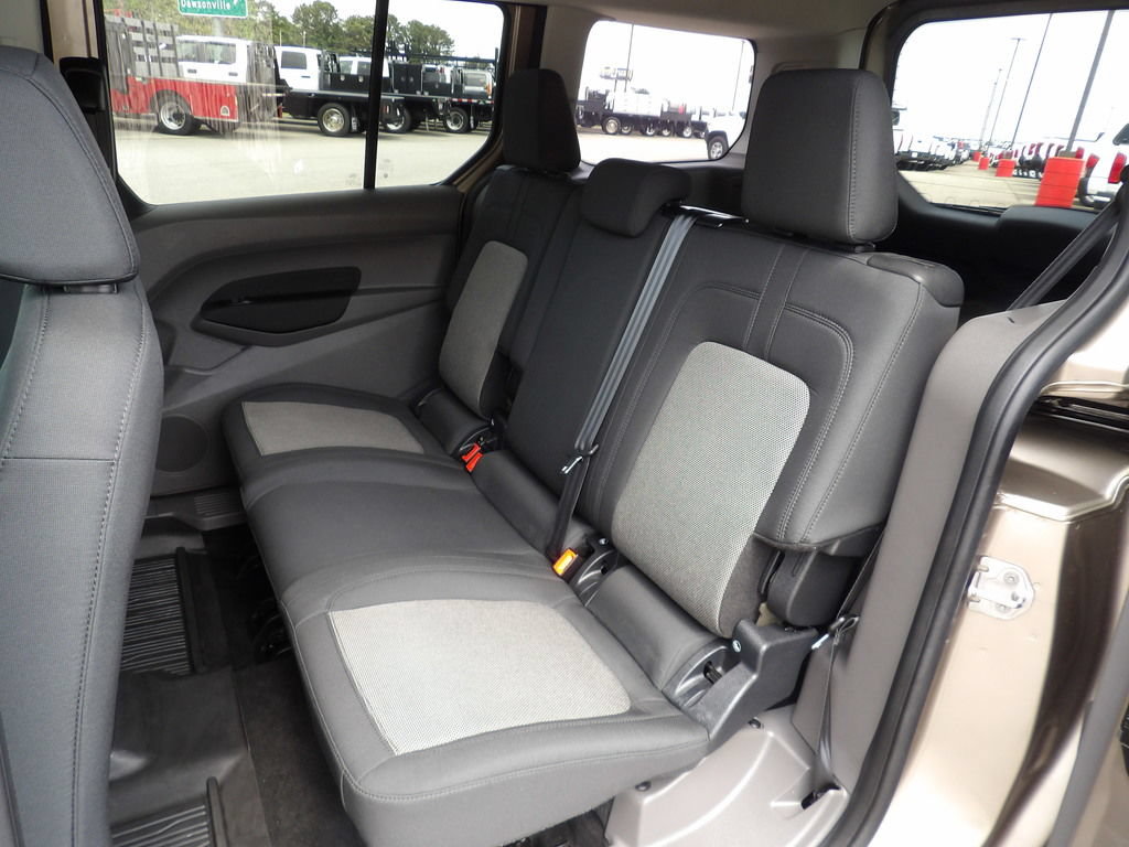 Used 2020 Ford Transit Connect XL FWD image 28