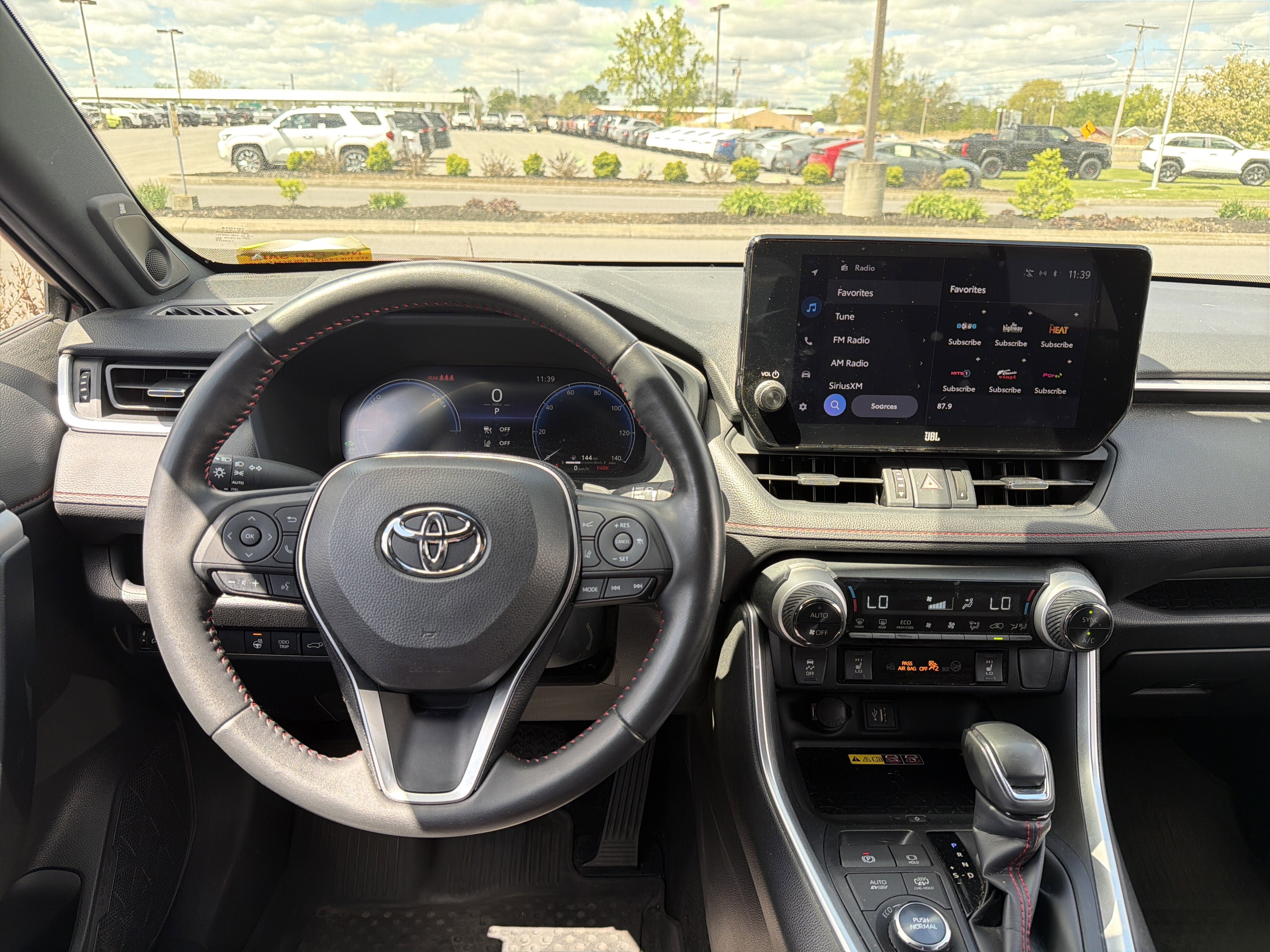 Used 2023 Toyota RAV4 XSE w/ Weather Package AWD/4WD image 13