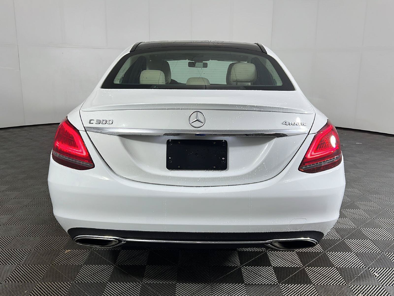 Used 2019 Mercedes-Benz C 300 4MATIC Sedan image 6