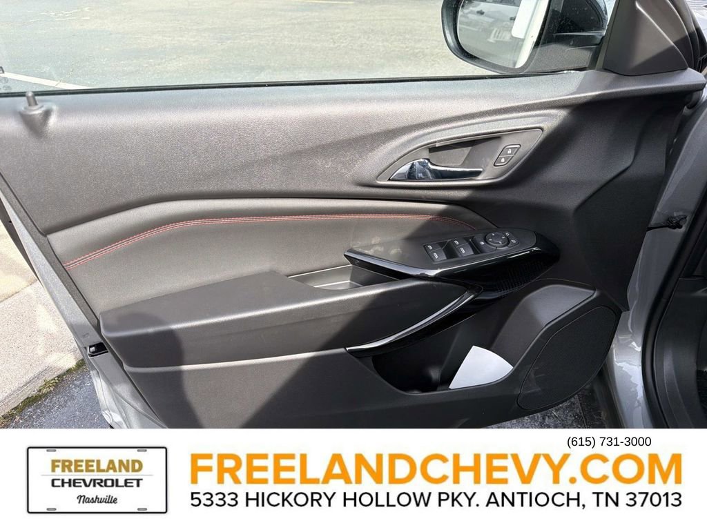 New 2026 Chevrolet Trax RS image 18