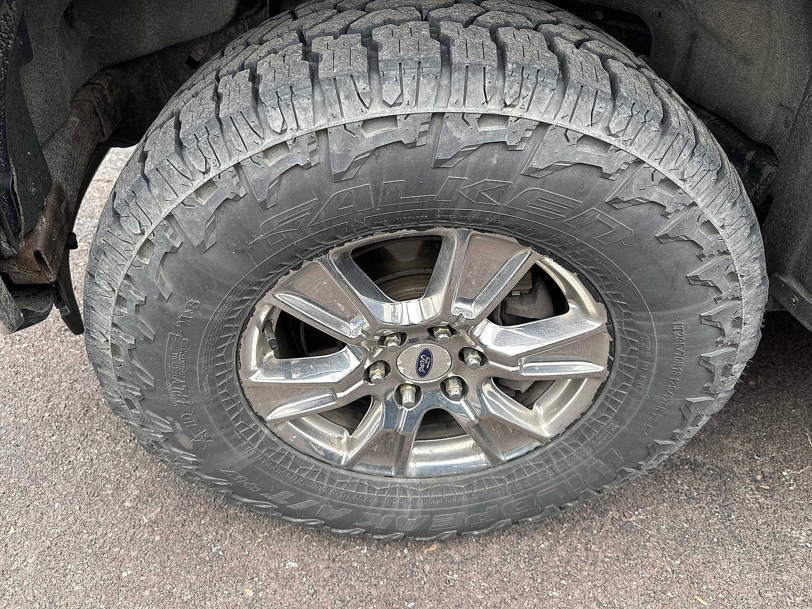 Used 2015 Ford F150 XLT w/ Equipment Group 302A Luxury AWD/4WD image 7