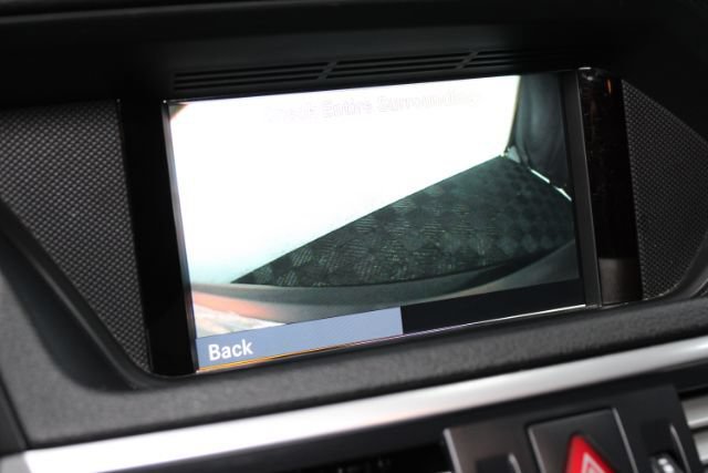 Used 2010 Mercedes-Benz E 550 Sedan w/ Premium 1 Pkg image 20