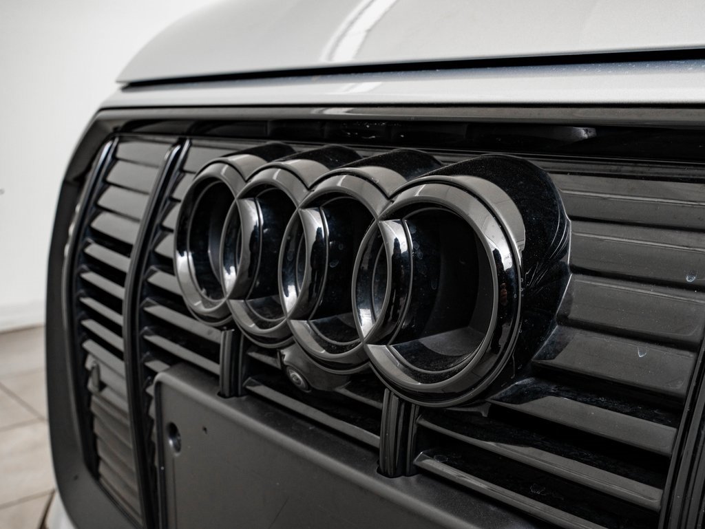 Used 2022 Audi e-tron Premium w/ Convenience Plus Package image 3