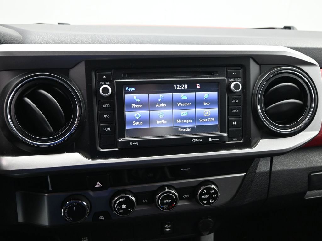 Used 2016 Toyota Tacoma SR5 w/ SR5 Appearance Package (SN) AWD/4WD image 12