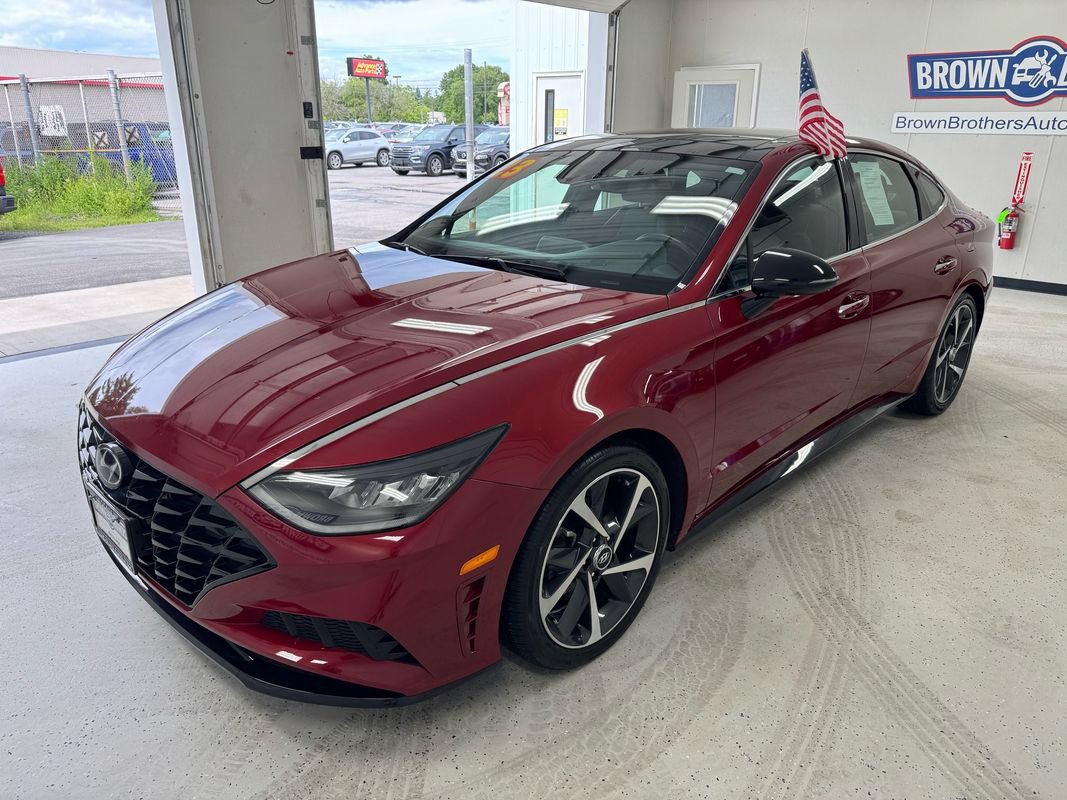 Used 2023 Hyundai Sonata SEL Plus FWD image 2