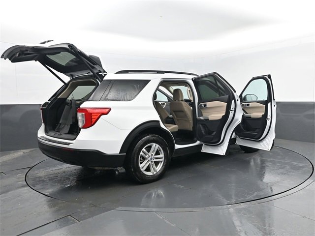 Used 2024 Ford Explorer XLT image 31