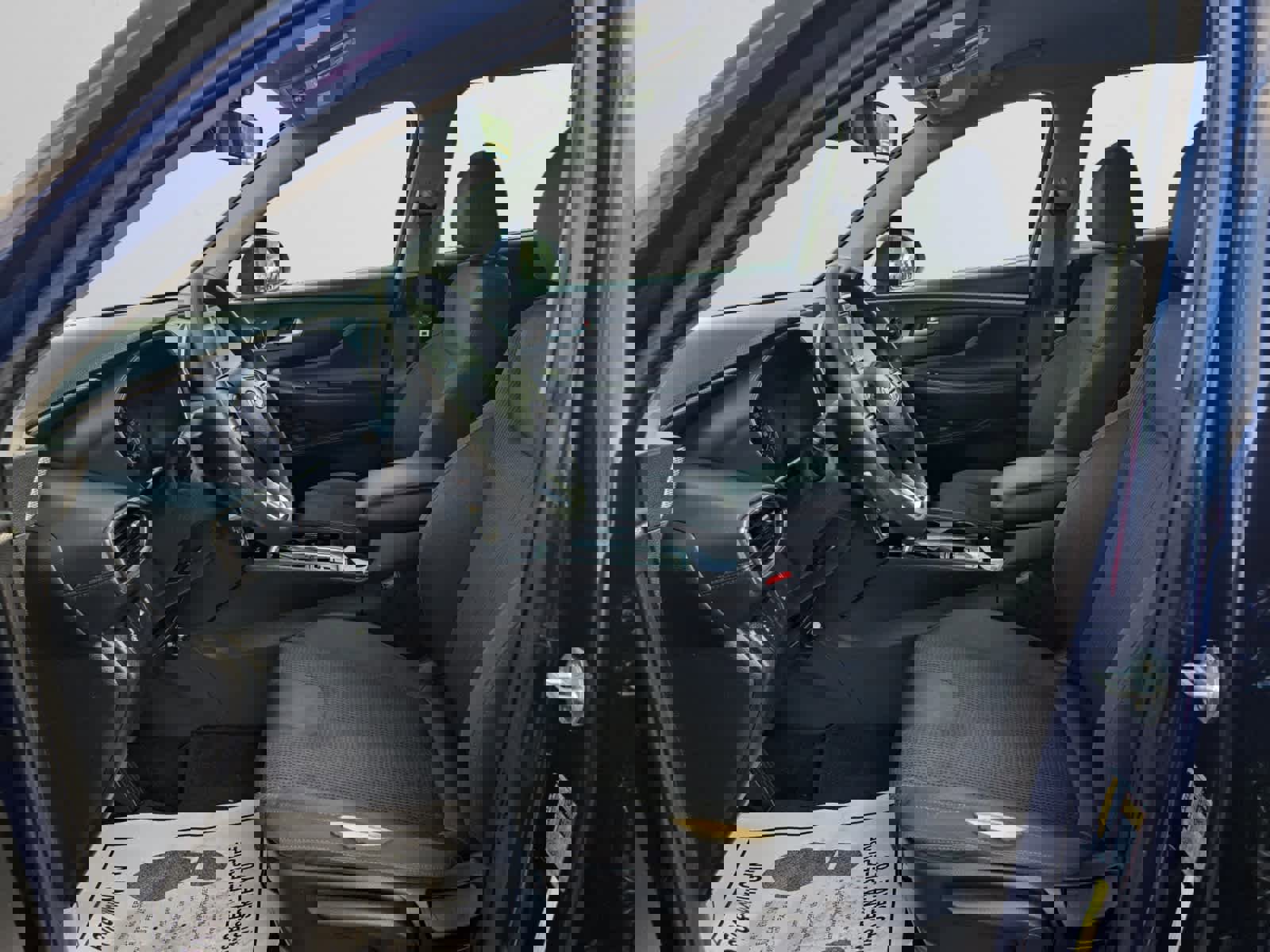 Used 2019 Hyundai Santa Fe SE image 9