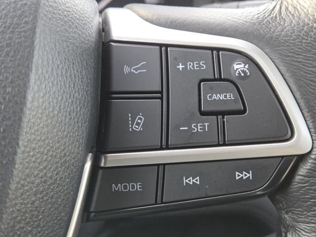 Used 2024 Toyota Sienna XLE image 13