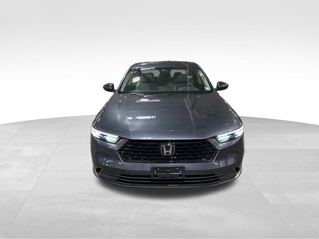 Used 2023 Honda Accord EX image 10