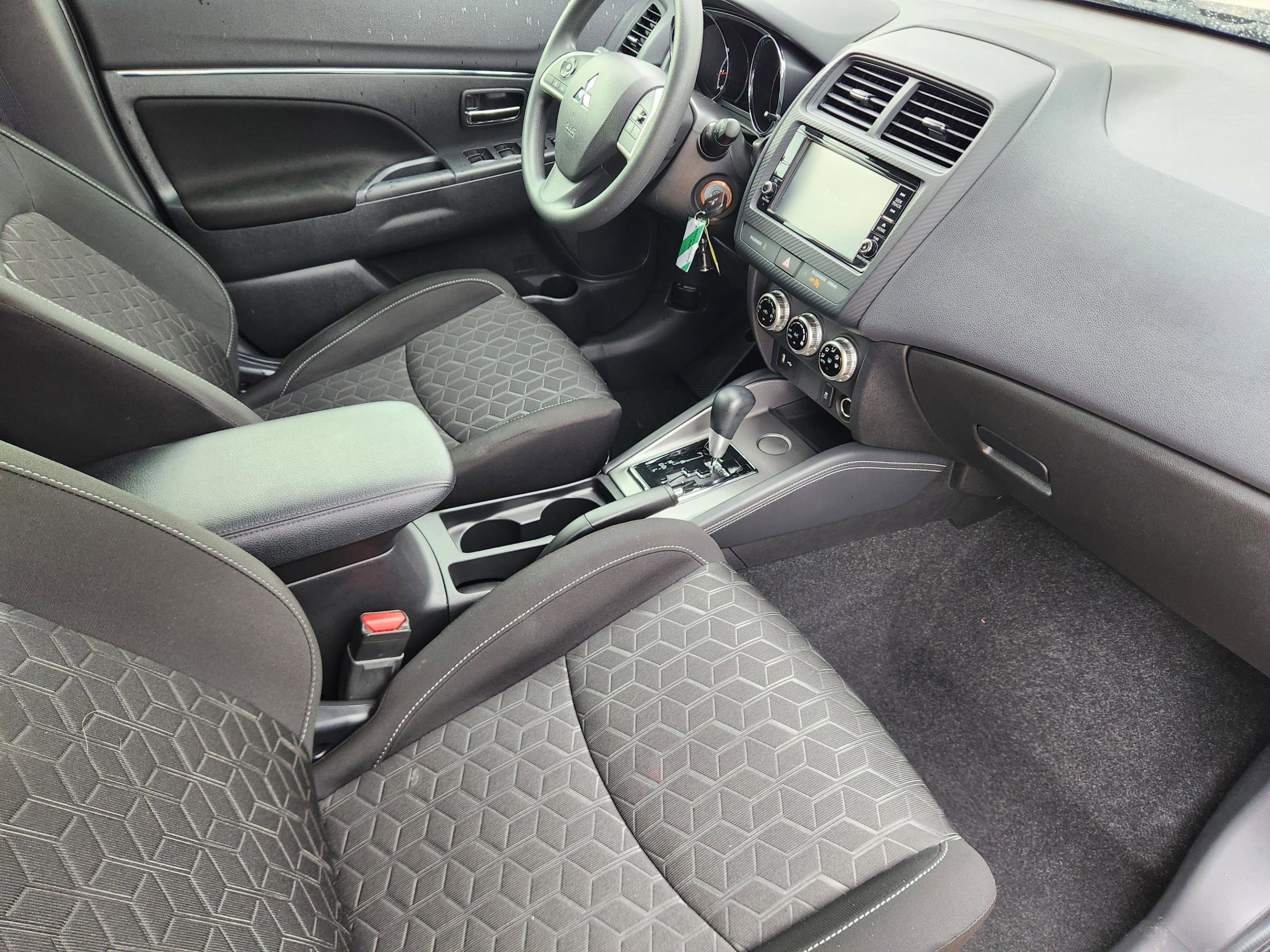 Used 2022 Mitsubishi Outlander Sport ES FWD image 9