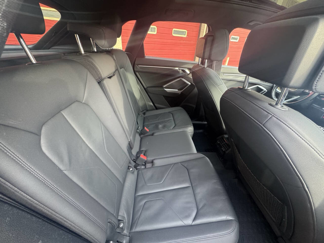 Used 2020 Audi Q3 2.0T Premium w/ Convenience Package image 19