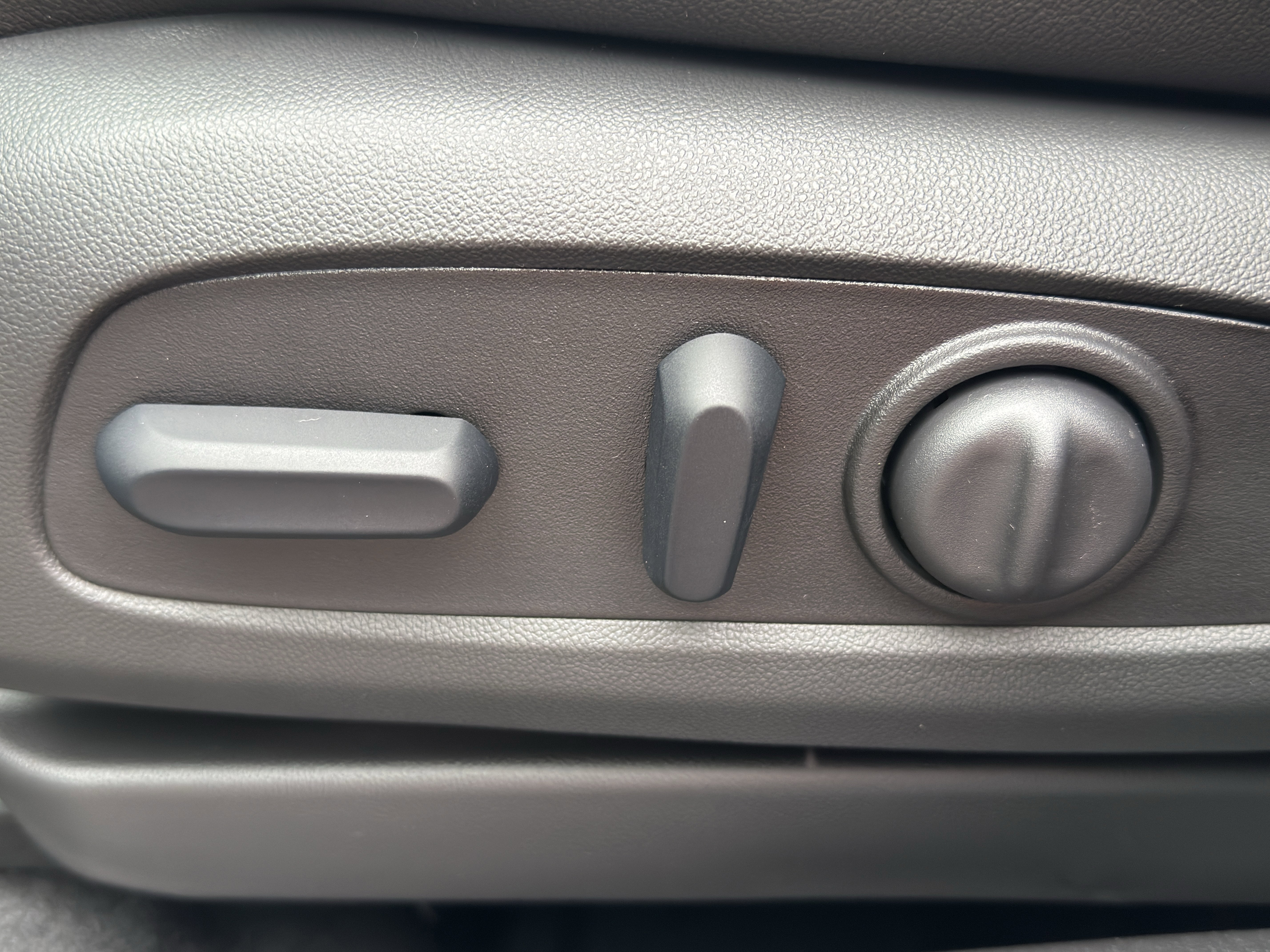 New 2026 Chevrolet TrailBlazer RS w/ Convenience Package image 12