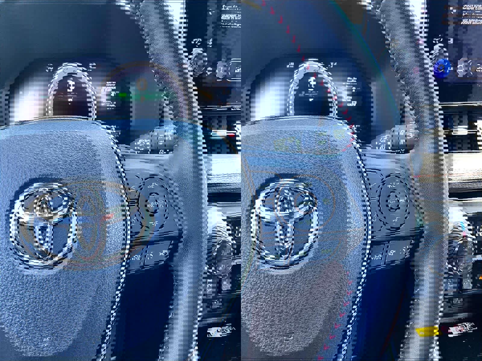 Used 2023 Toyota RAV4 XSE w/ Weather Package AWD/4WD image 24