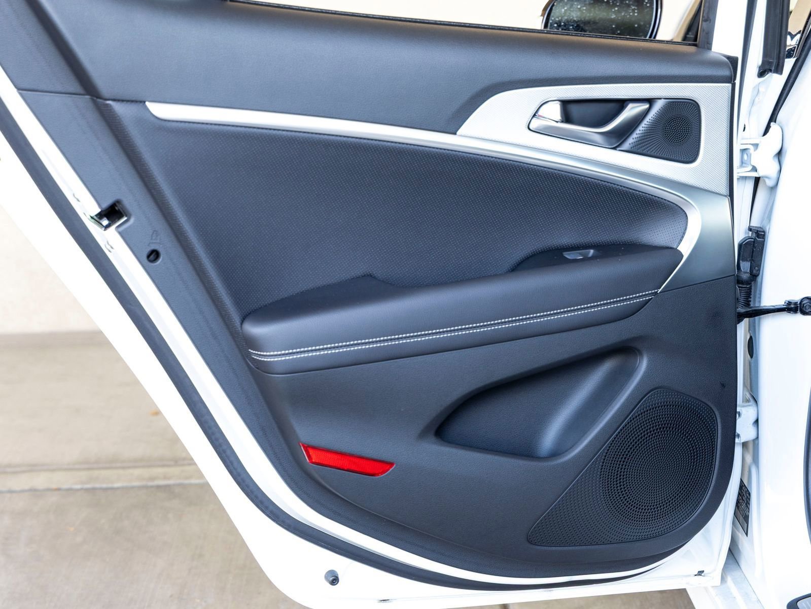 Used 2026 Genesis G70 2.5T Prestige image 20