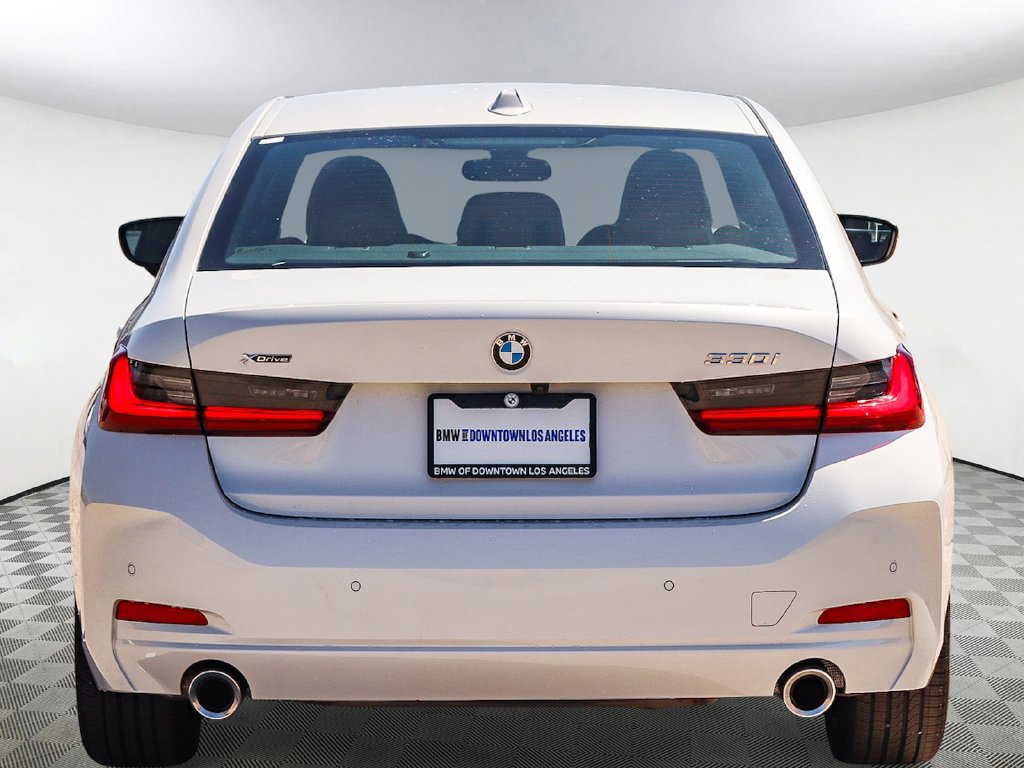 Used 2025 BMW 330i xDrive Sedan AWD/4WD image 5