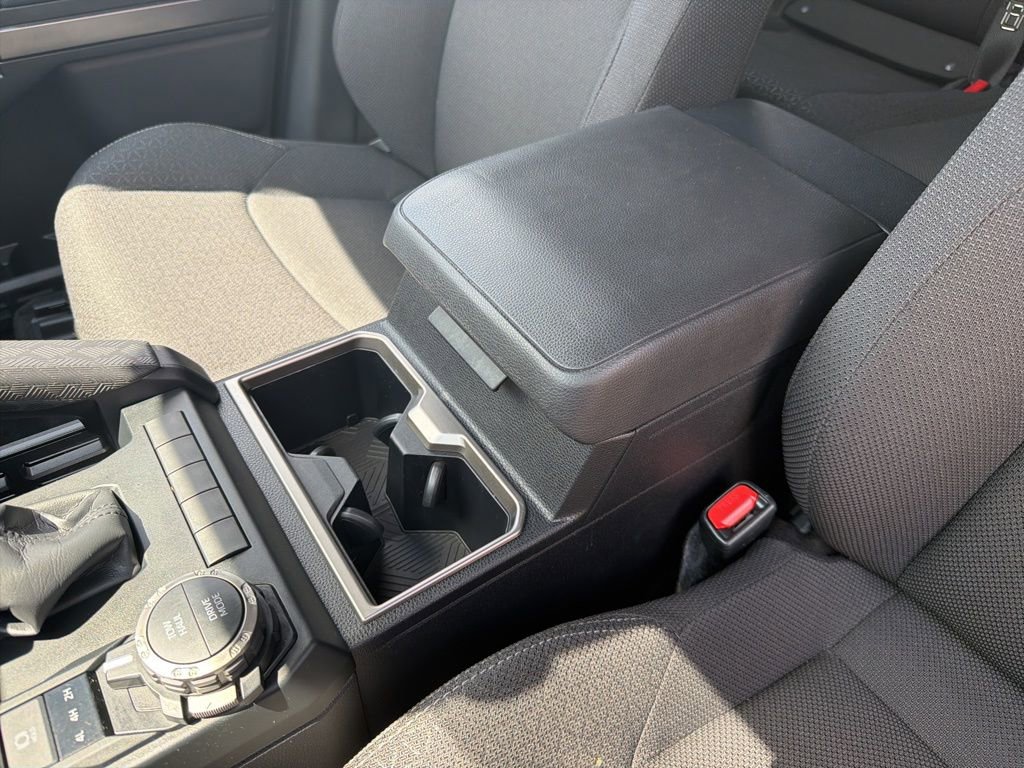 Used 2025 Toyota 4Runner SR5 AWD/4WD image 20