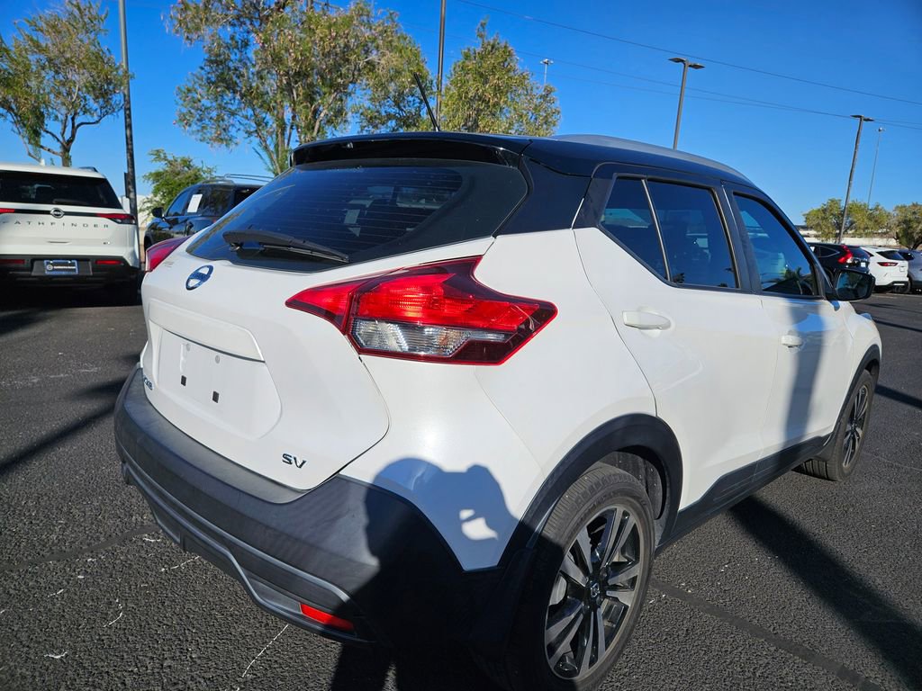 Used 2019 Nissan Kicks SV FWD image 5
