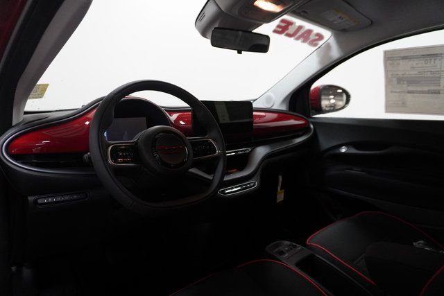 New 2024 FIAT 500 e (RED) image 12