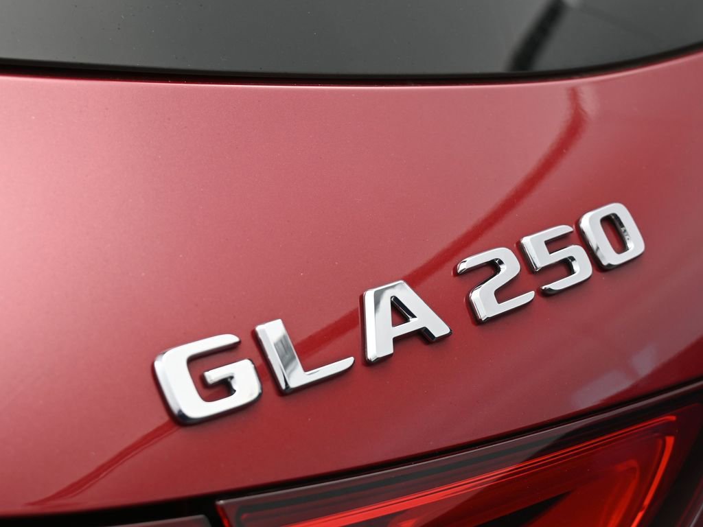 Used 2022 Mercedes-Benz GLA 250 image 38