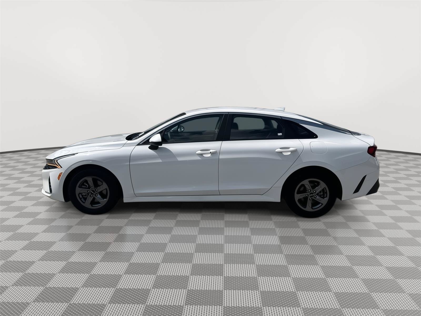 Used 2023 Kia K5 LXS FWD image 8