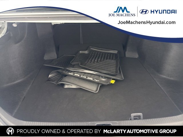 Used 2019 Toyota Camry XSE image 22