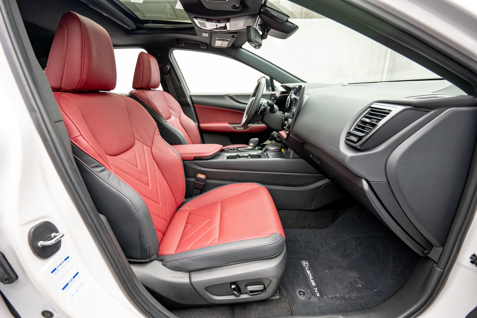 Used 2023 Lexus NX 350 AWD image 12