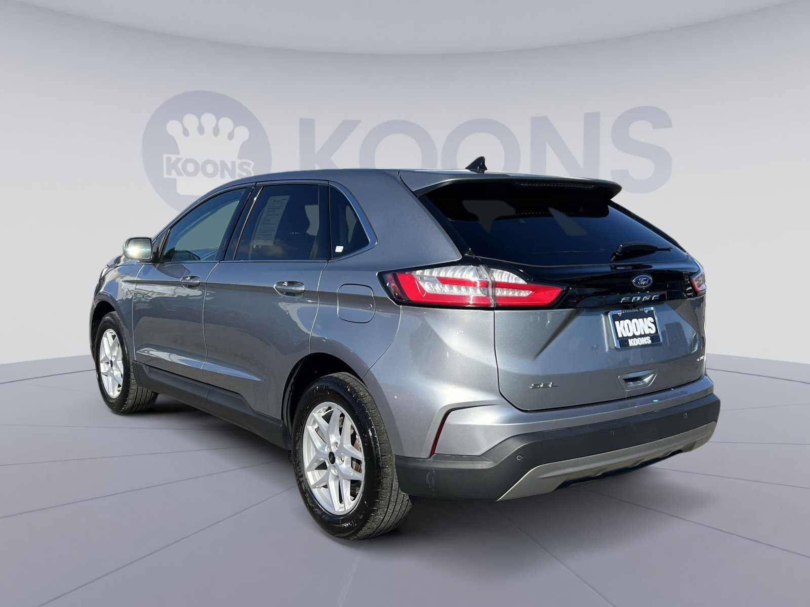 Certified 2024 Ford Edge SEL image 4