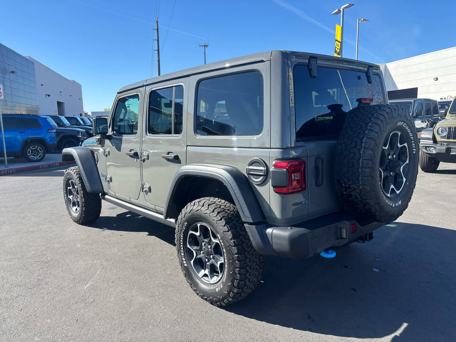 Used 2022 Jeep Wrangler Unlimited Rubicon w/ Steel Bumper Group image 7