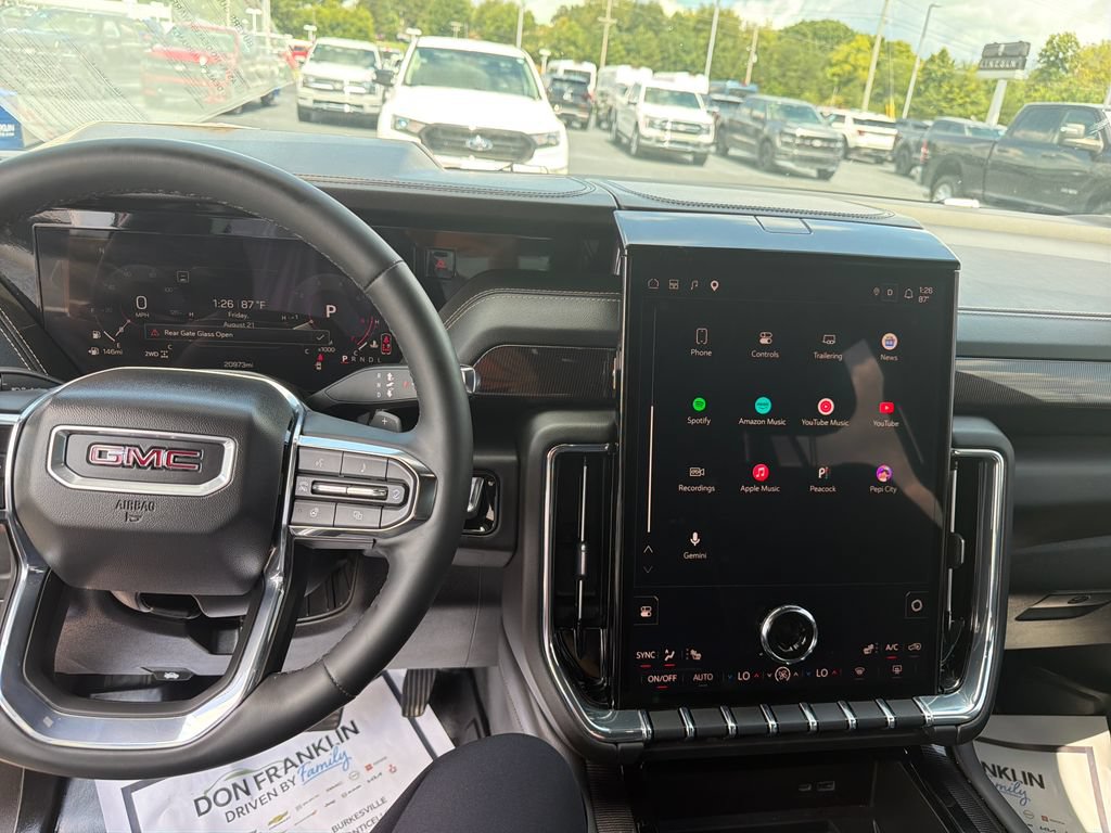 Used 2025 GMC Yukon Elevation AWD/4WD image 20