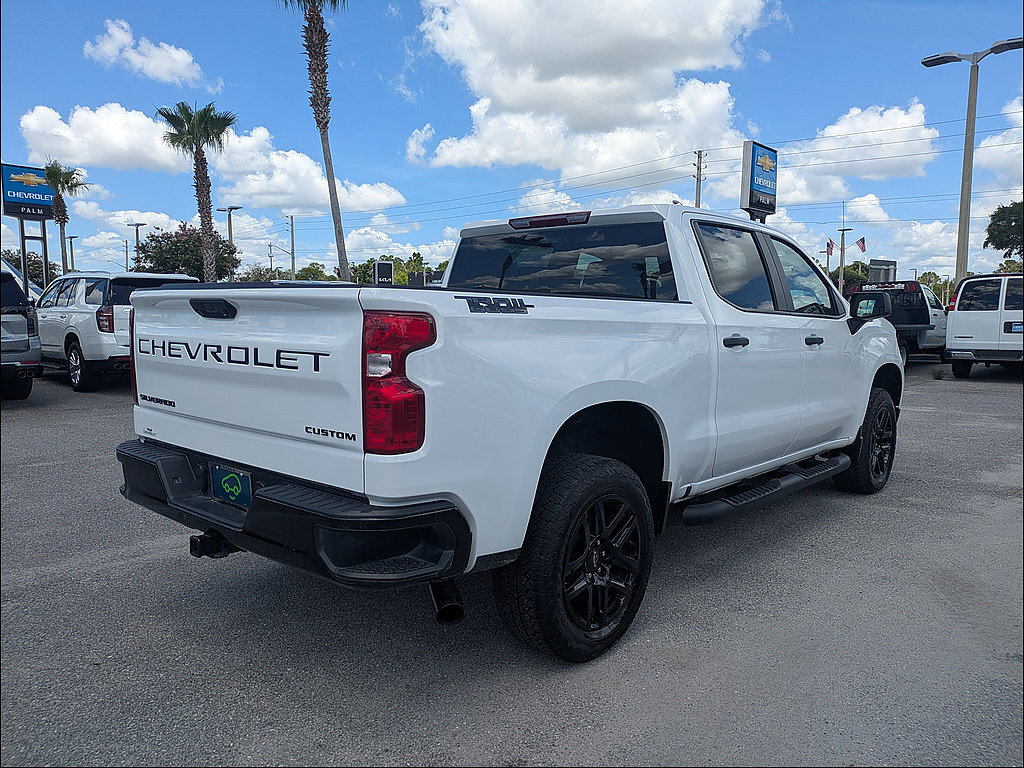 Certified 2025 Chevrolet Silverado 1500 Custom Trail Boss w/ Dark Appearance Package AWD/4WD image 30