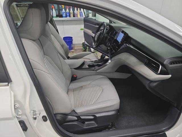 Used 2023 Toyota Camry SE image 16