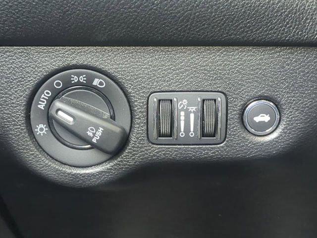 Certified 2022 Dodge Challenger GT RWD image 22