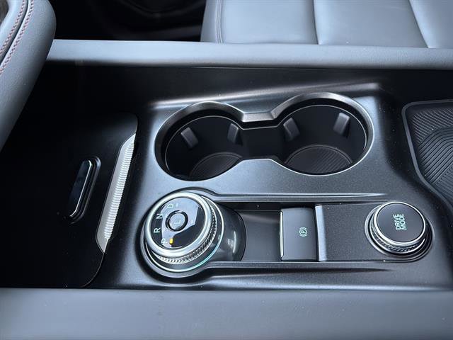 New 2025 Ford Explorer Active w/ Active Comfort Package image 24