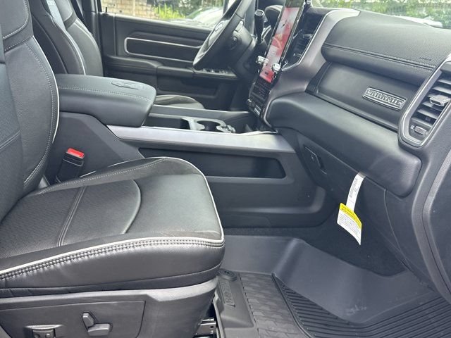 New 2026 RAM 3500 Laramie AWD/4WD image 13