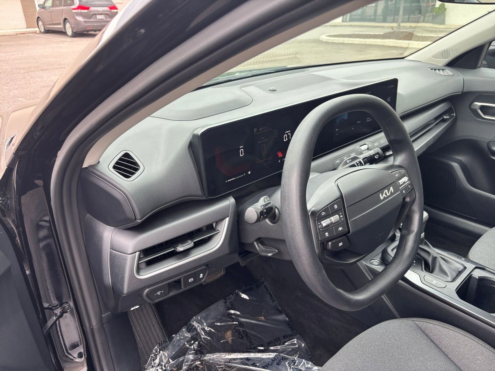 Used 2025 Kia K4 FWD image 34