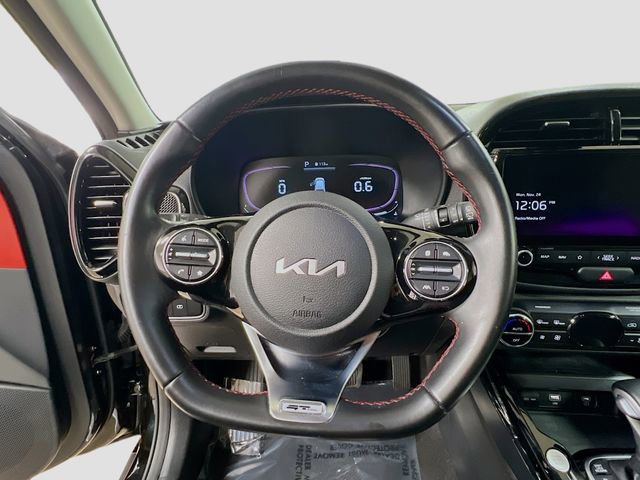 Used 2023 Kia Soul GT-Line image 11