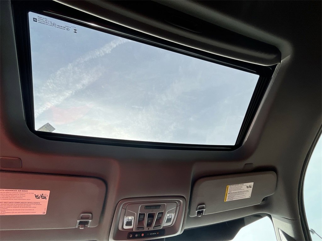 New 2025 GMC Sierra 2500 Denali w/ Denali Reserve Package image 32