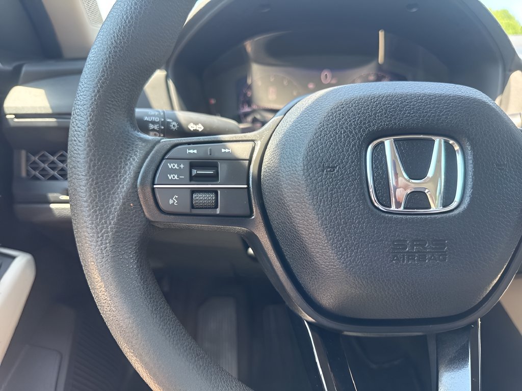 Used 2023 Honda Accord EX image 15