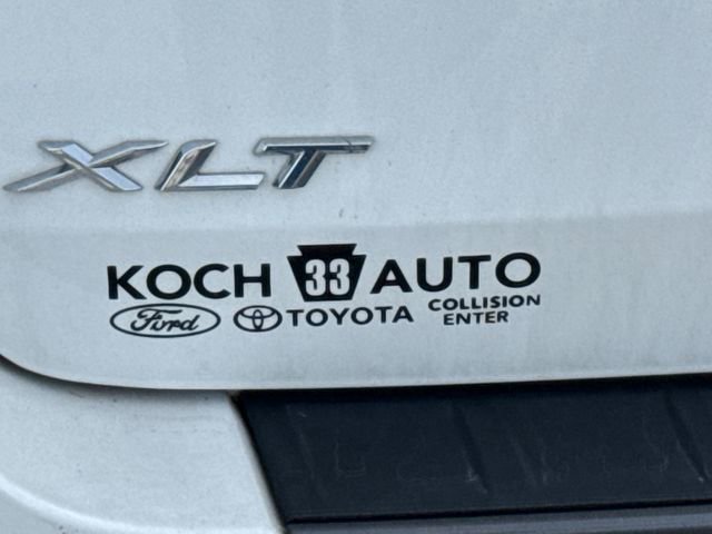 Used 2023 Ford Explorer XLT w/ Equipment Group 202A AWD/4WD image 18
